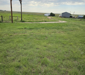 Broken Road Ranch. Over head entrance.